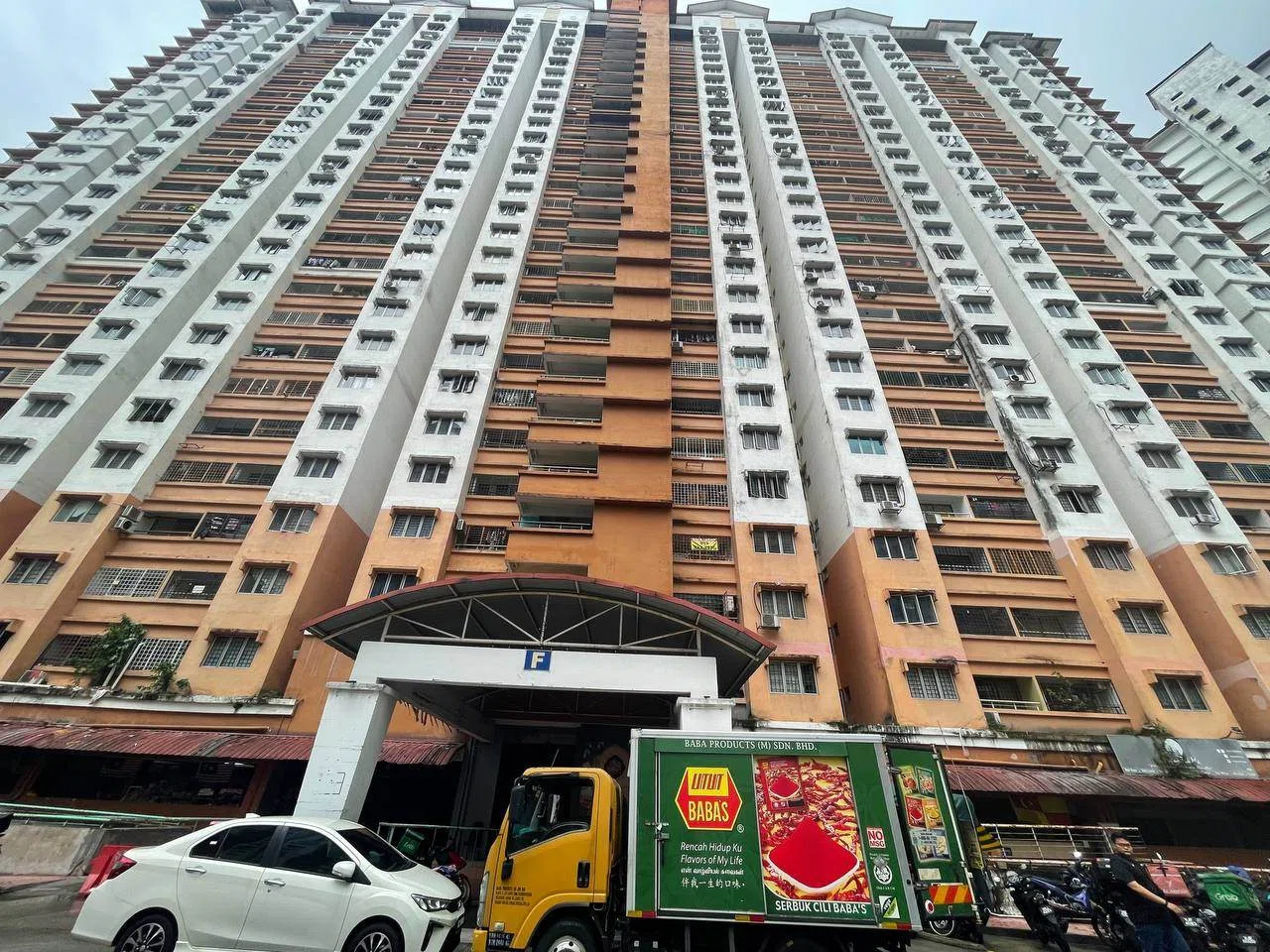 Flora Damansara Blok F Fully furnish